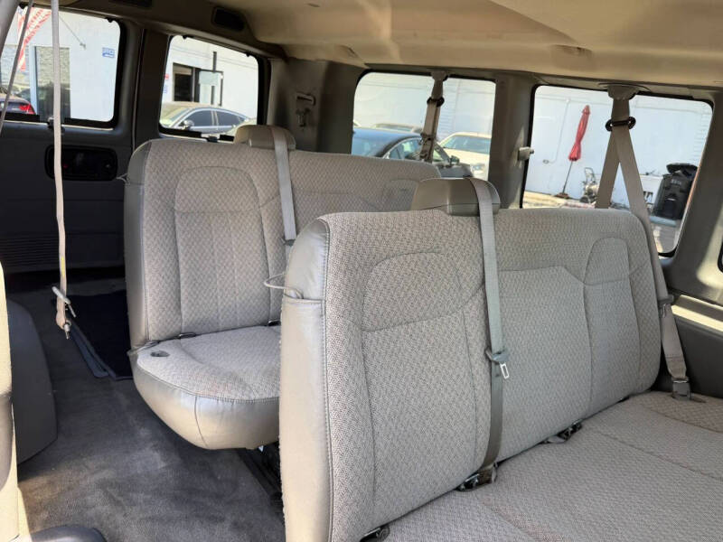 2014 Chevrolet Express LT 2500
