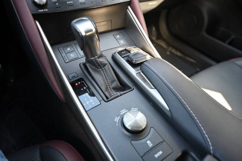 2017 Lexus IS 300