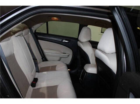 2019 Chrysler 300 Touring