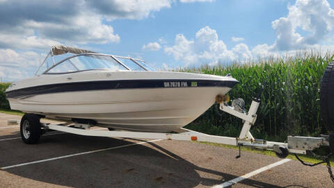 2003 Bayliner 205