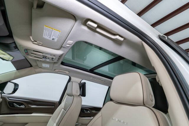 2023 GMC Yukon XL Denali