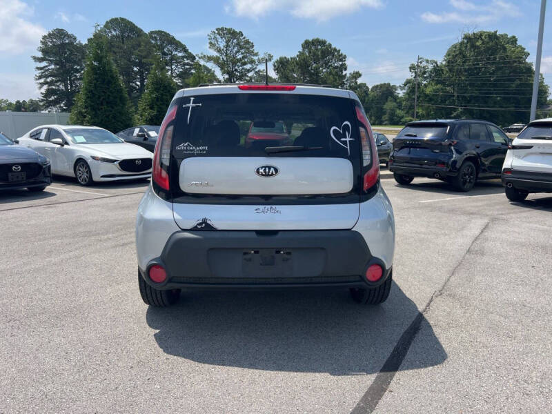 2015 Kia Soul +
