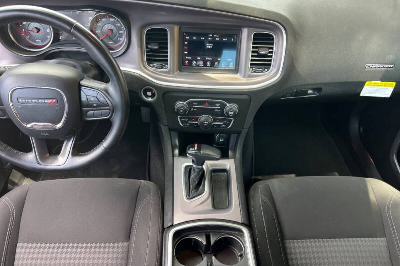 2022 Dodge Charger SXT