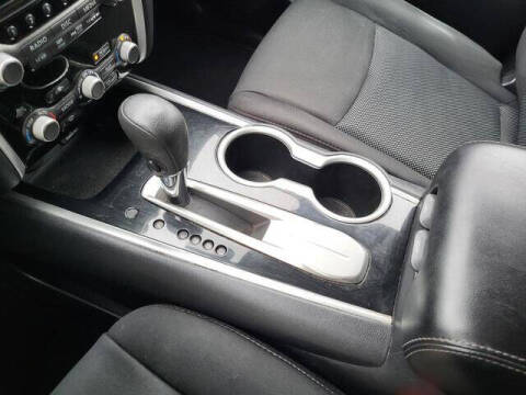 2020 Nissan Pathfinder S