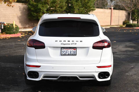 2016 Porsche Cayenne GTS
