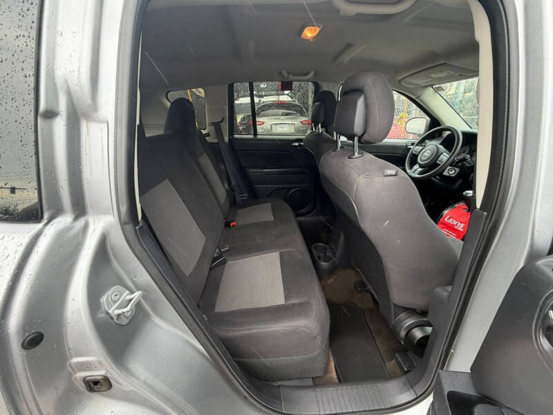 2016 Jeep Compass Sport