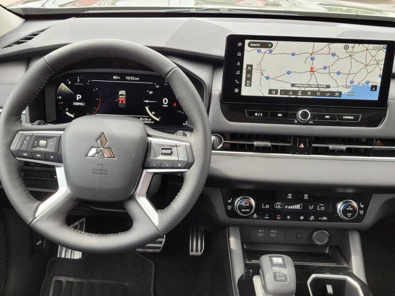 2026 Mitsubishi Outlander SEL
