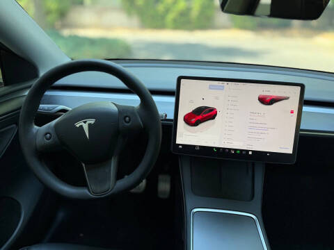 2024 Tesla Model Y Performance