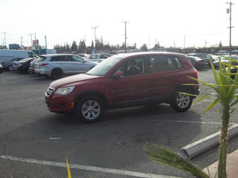 2010 Volkswagen Tiguan S