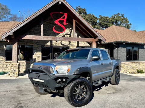 2014 Toyota Tacoma for sale at Auto Solutions in Maryville TN