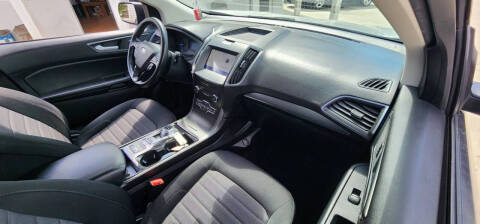 2020 Ford Edge SE