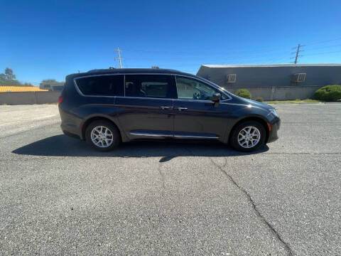 2020 Chrysler Pacifica Touring L
