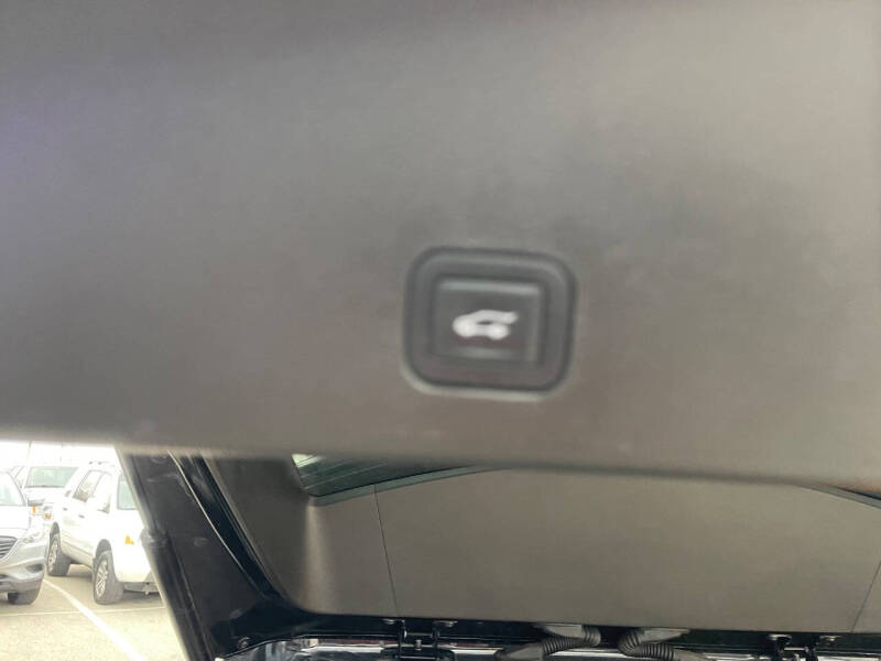 2014 Cadillac SRX Performance Collection