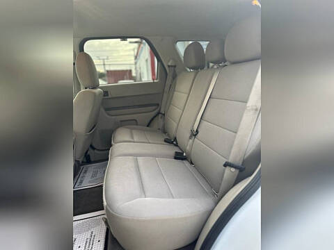 2011 Ford Escape XLT