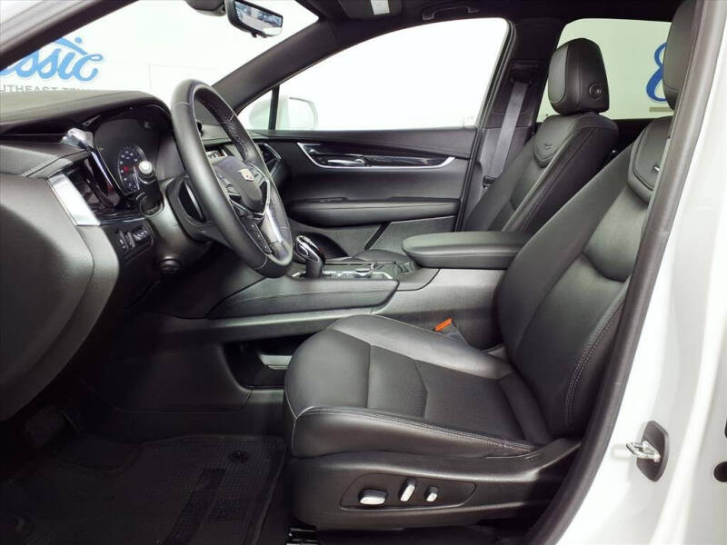 2020 Cadillac XT5 Premium Luxury