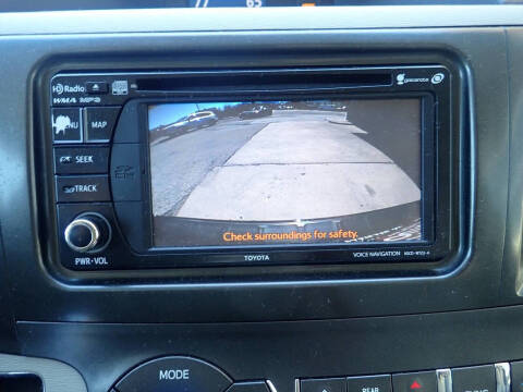 2013 Toyota Sienna XLE 8-Passenger