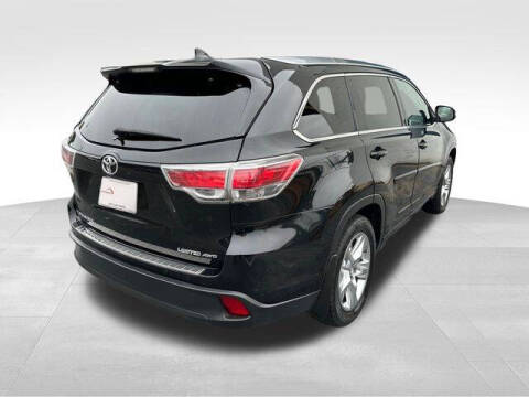 2016 Toyota Highlander Limited Platinum