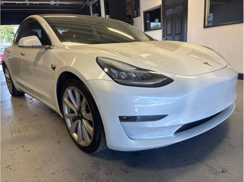 2018 Tesla Model 3 Long Range