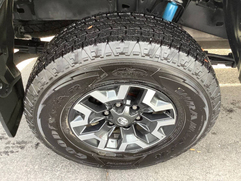 2022 Toyota Tacoma TRD Off-Road