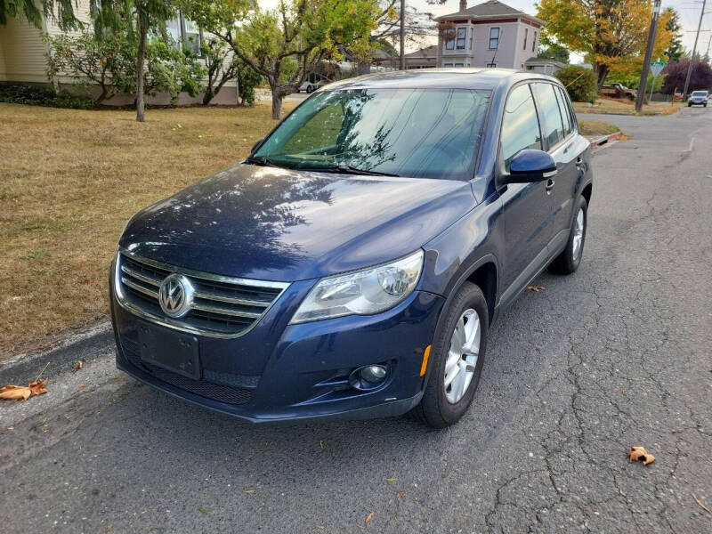 2011 Volkswagen Tiguan for sale at Little Car Corner in Port Angeles WA