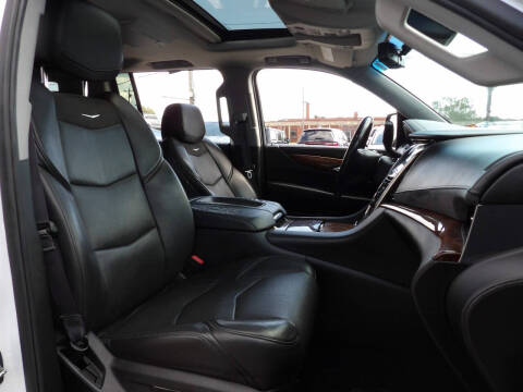 2017 Cadillac Escalade ESV Premium Luxury