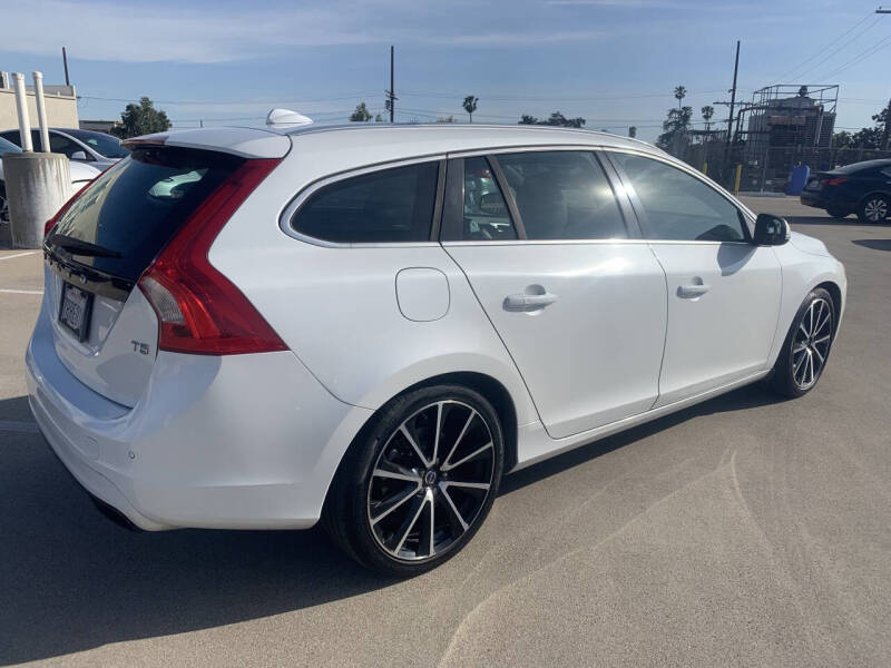 2016 Volvo V60 T5 Drive-E Premier