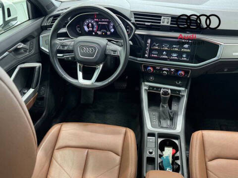 2023 Audi Q3 quattro S line Premium 45 TFSI