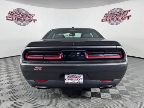 2021 Dodge Challenger SXT