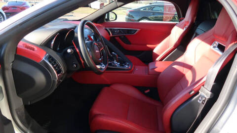 2020 Jaguar F-TYPE R