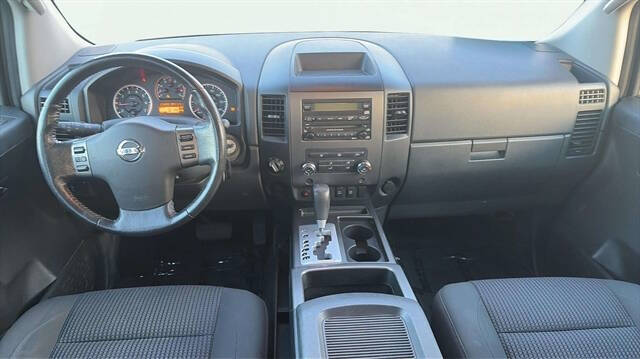 2010 Nissan Titan SE