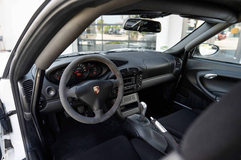 2004 Porsche 911 GT3