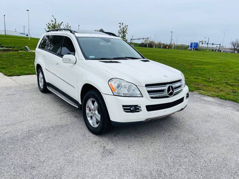 2008 Mercedes-Benz GL-Class for sale at Airport Motors of St Francis LLC in Saint Francis WI