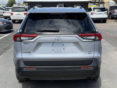 2021 Toyota RAV4 LE
