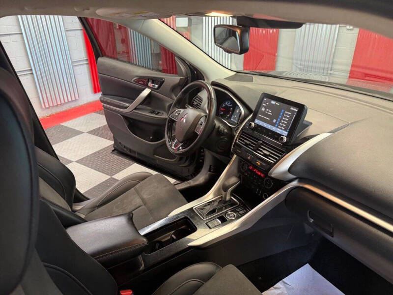 2024 Mitsubishi Eclipse Cross SE