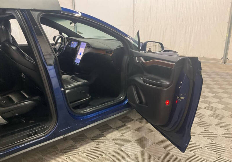 2020 Tesla Model X Long Range