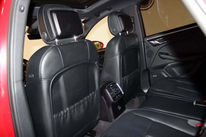 2021 Porsche Macan GTS