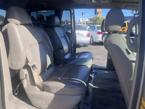 2005 Toyota Sienna XLE Limited 7 Passenger