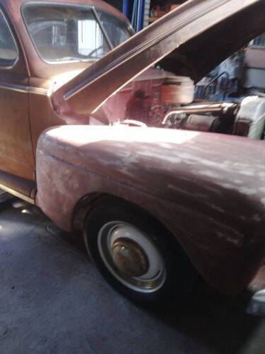 1946 Ford Super Deluxe