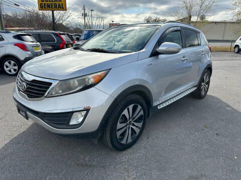 2013 Kia Sportage for sale at Diana Rico LLC in Dalton GA