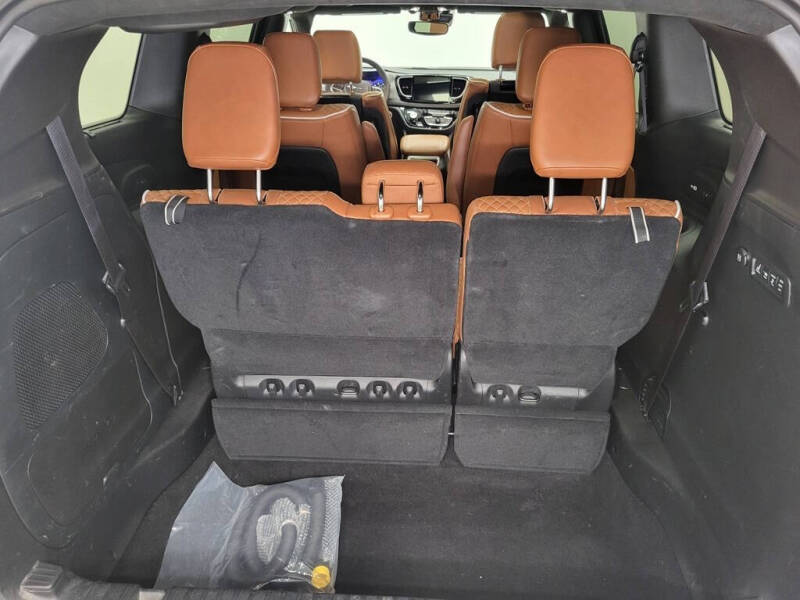 2025 Chrysler Pacifica Pinnacle