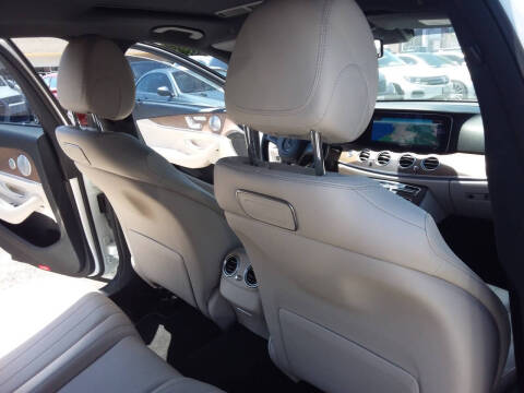 2018 Mercedes-Benz E-Class E 300