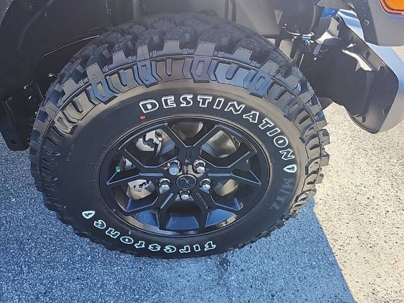 2025 Jeep Gladiator High Tide