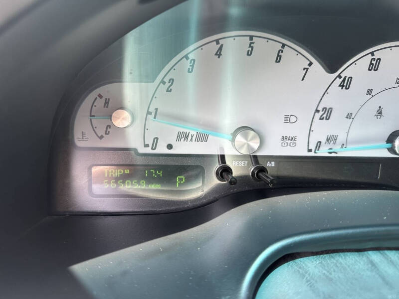 2002 Ford Thunderbird Deluxe