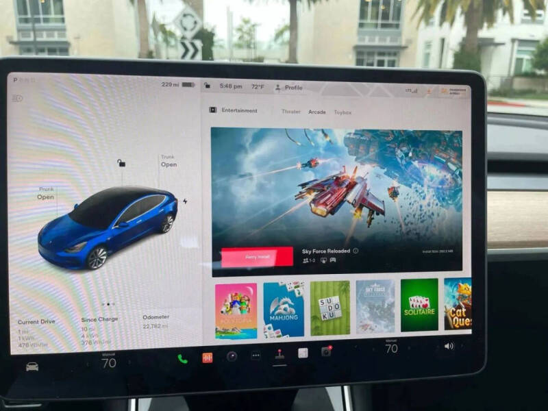2020 Tesla Model 3 Long Range