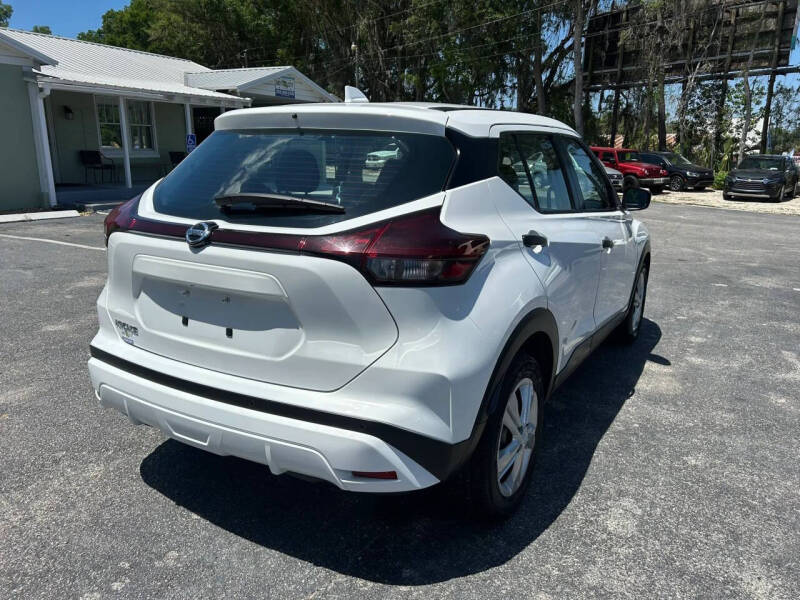 2021 Nissan Kicks S