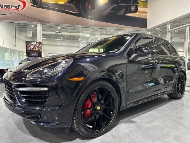 2014 Porsche Cayenne GTS
