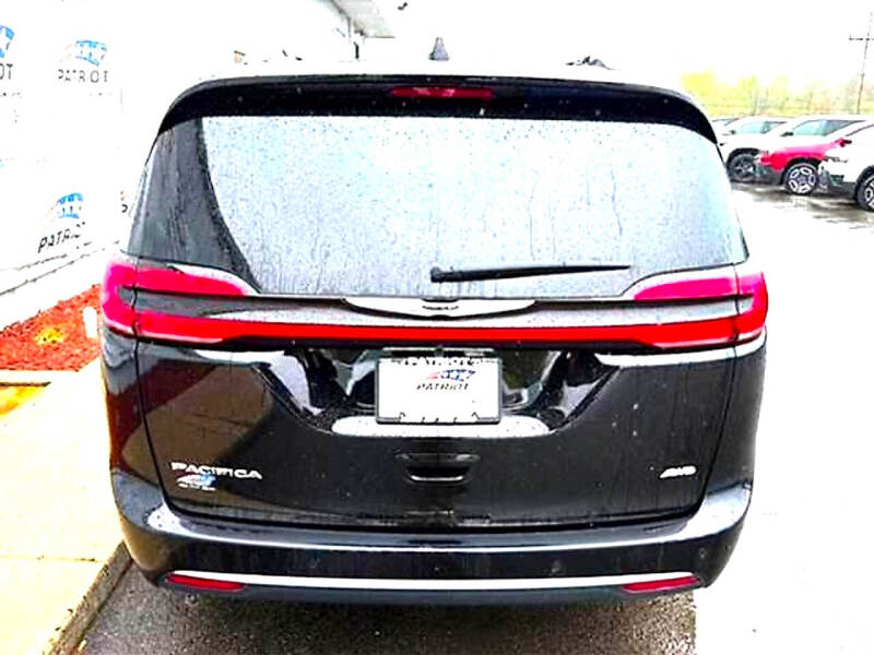 2026 Chrysler Pacifica Pinnacle