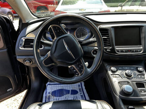 2015 Chrysler 200 C