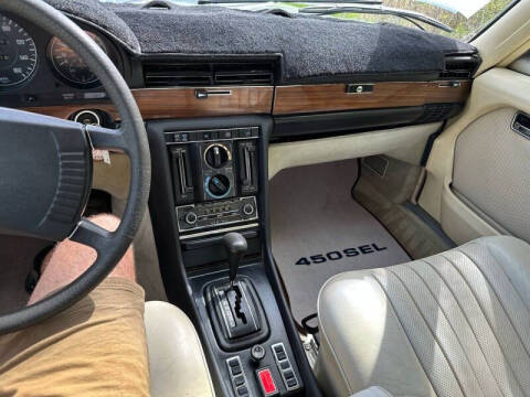 1975 Mercedes-Benz 450-Class