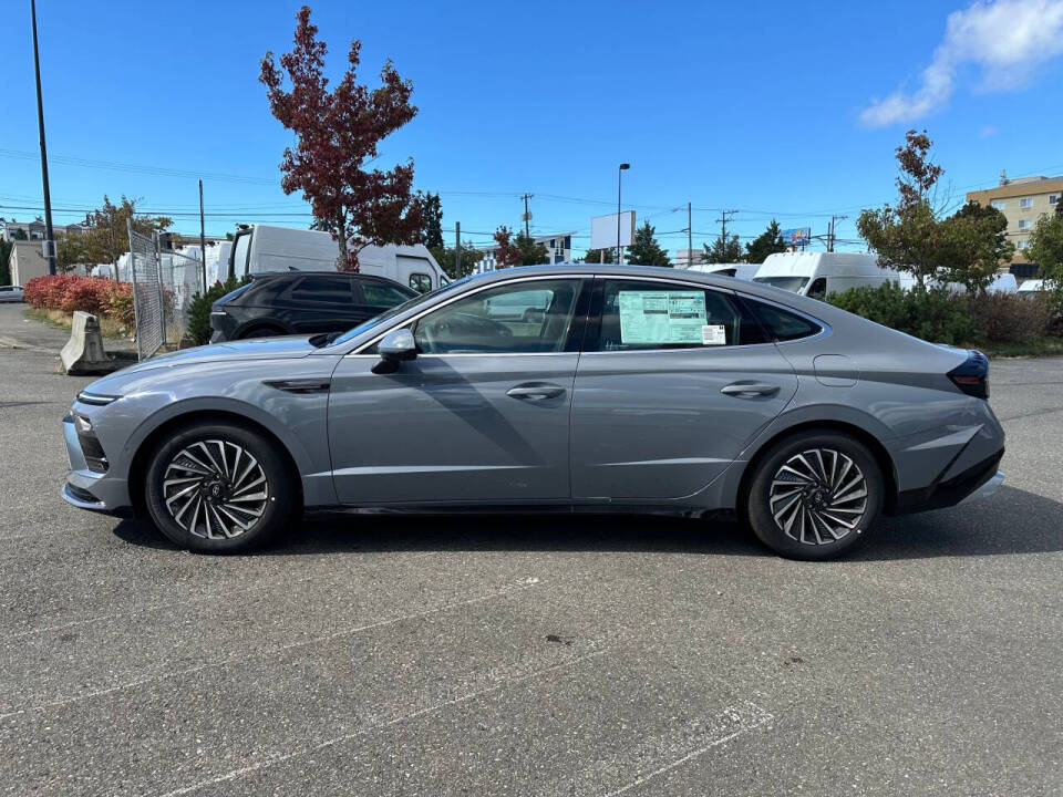 2024 Hyundai SONATA Hybrid for sale at Autos by Talon in Seattle, WA